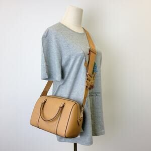 Tory Burch 163516 small eleanor bag IN TIRAMISU